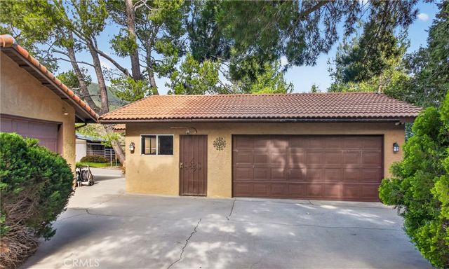 835 Kimbark, San Bernardino, CA 92407