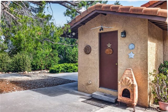 835 Kimbark, San Bernardino, CA 92407