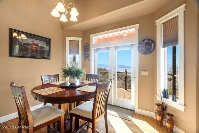 374 Carbine DR, Clark Fork, ID 83811