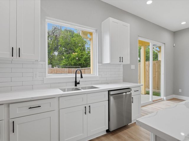 2022 Wavell Street, Houston, TX 77088