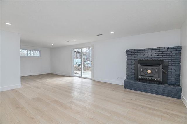 9901 Countryside Road, Lenexa, KS 66215