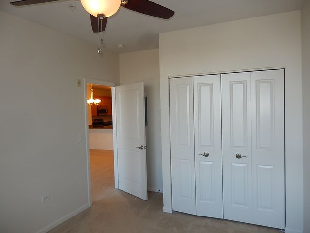 850 Village Center Drive 301, Burr Ridge, IL 60527