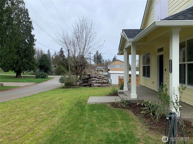 2439 Cedar Street E, Port Orchard, WA 98366