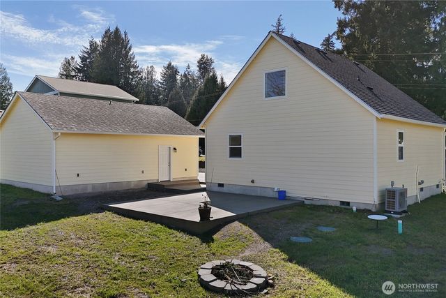 2439 Cedar Street E, Port Orchard, WA 98366