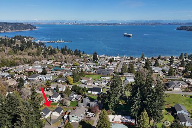 2439 Cedar Street E, Port Orchard, WA 98366