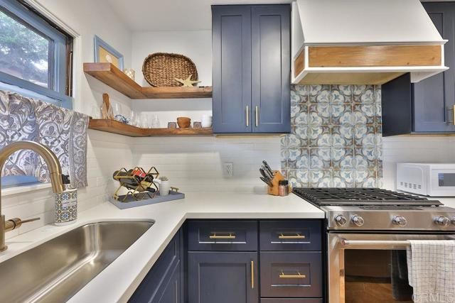 464 G Ave, Coronado, CA 92118