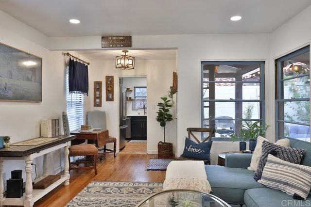 464 G Ave, Coronado, CA 92118