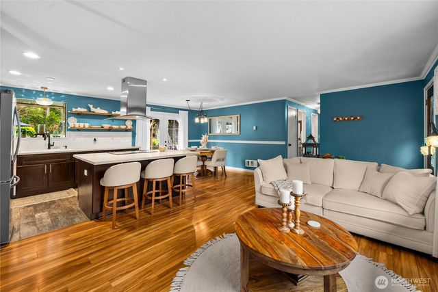 7113 33rd Street Ct NW, Gig Harbor, WA 98335