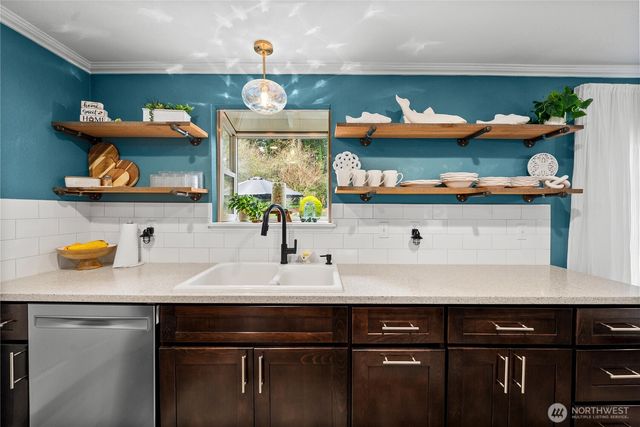 7113 33rd Street Ct NW, Gig Harbor, WA 98335