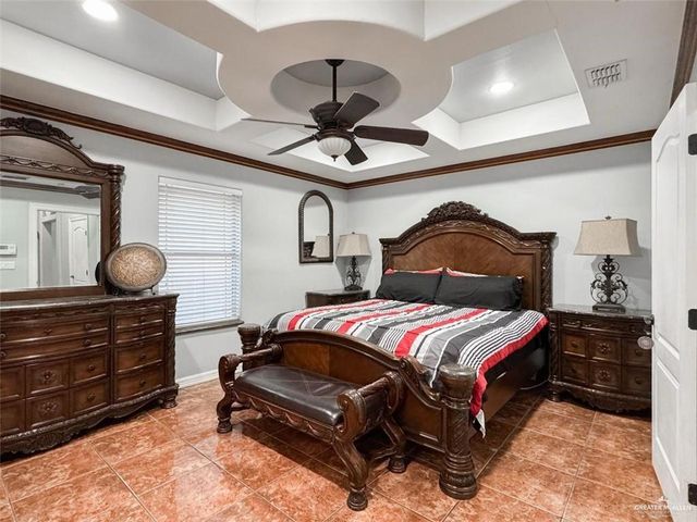 120 S Retama Lane, Weslaco, TX 78596