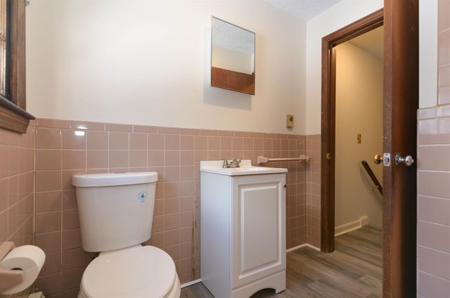 3 Holly Lane, Londonderry, NH 03053