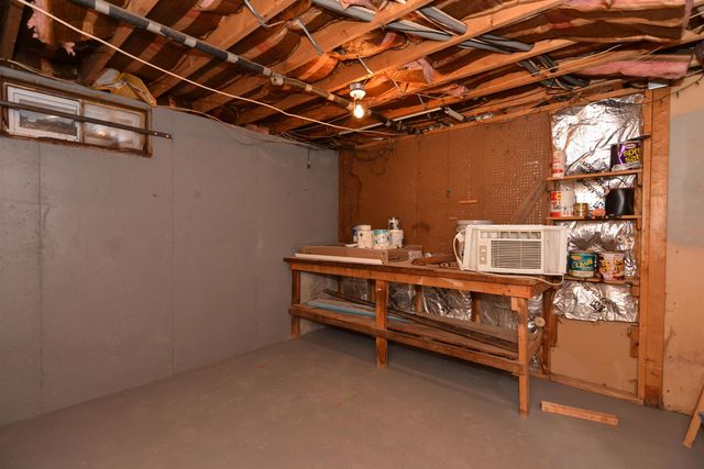 3 Holly Lane, Londonderry, NH 03053