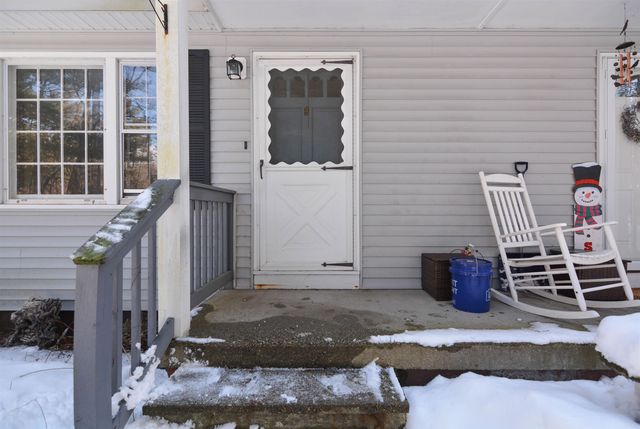 3 Holly Lane, Londonderry, NH 03053