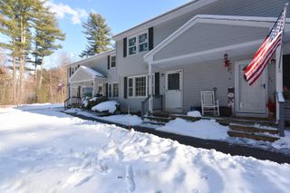 3 Holly Lane, Londonderry, NH 03053