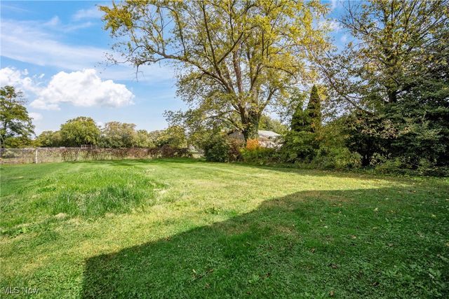 2049 E 39th Street, Ashtabula, OH 44004