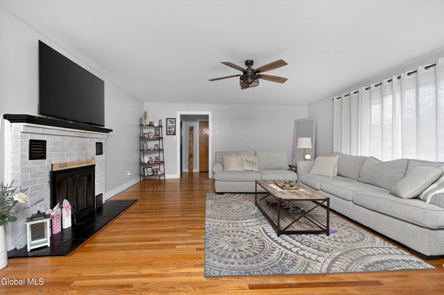 1301 Washington Avenue, Rensselaer, NY 12144