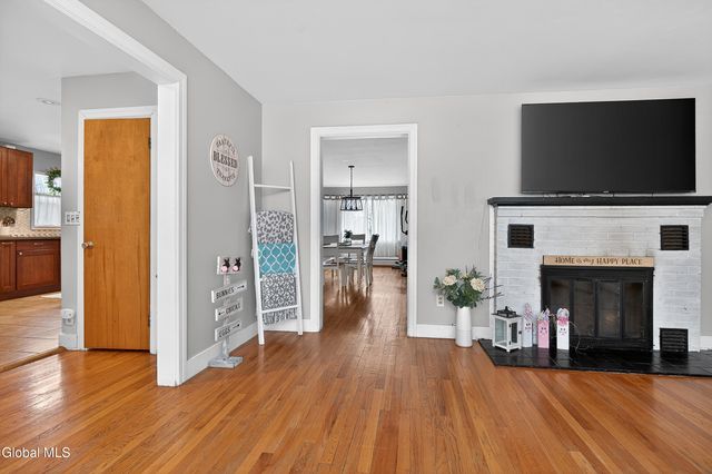 1301 Washington Avenue, Rensselaer, NY 12144