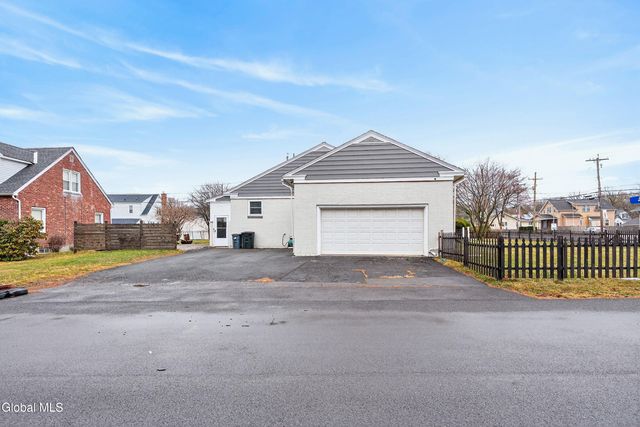 1301 Washington Avenue, Rensselaer, NY 12144