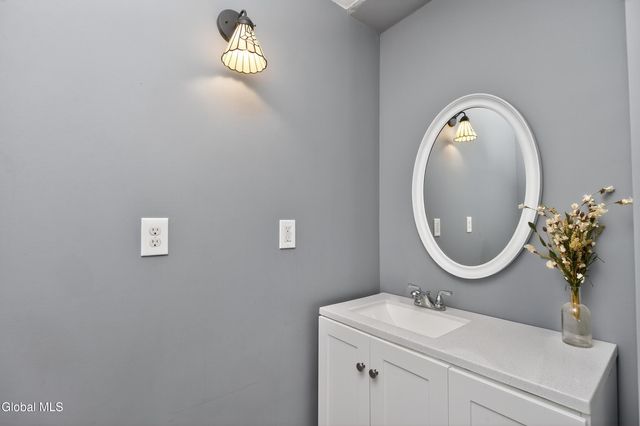 1301 Washington Avenue, Rensselaer, NY 12144