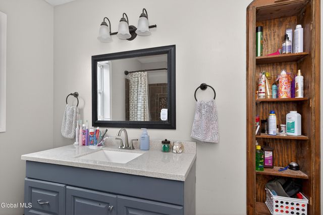 1301 Washington Avenue, Rensselaer, NY 12144