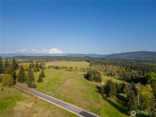 44411 14th Avenue E, Eatonville, WA 98328