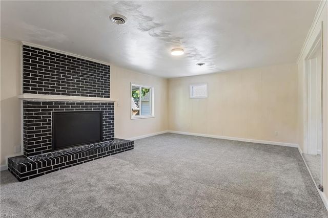377 Whealton RD, Hampton, VA 23666