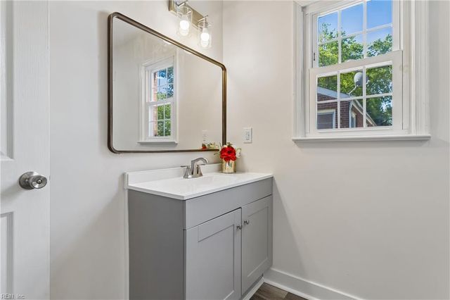 377 Whealton RD, Hampton, VA 23666