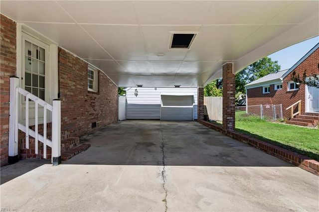 377 Whealton RD, Hampton, VA 23666