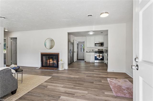377 Whealton RD, Hampton, VA 23666