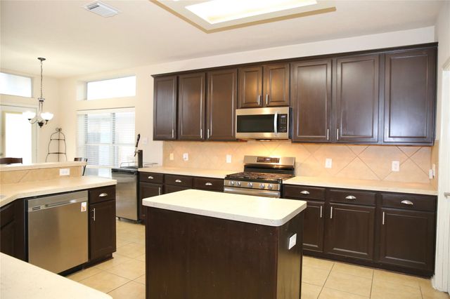 10426 Tree Hollow Circle, La Porte, TX 77571