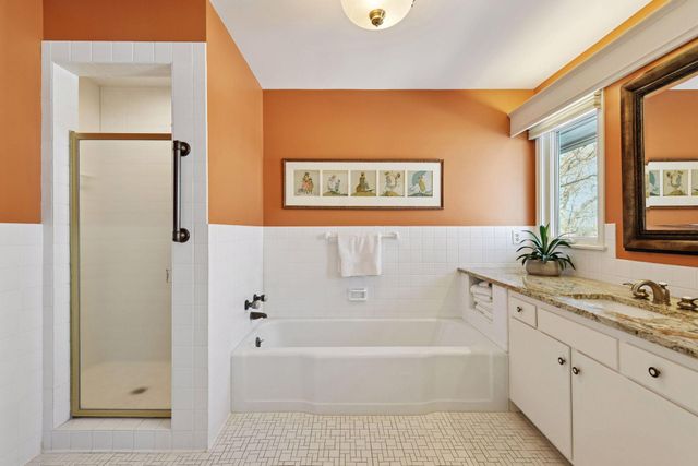 3 Birdie Lane, Chaska, MN 55318