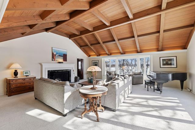 3 Birdie Lane, Chaska, MN 55318