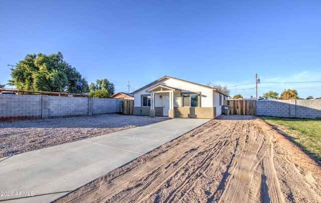 604 E SOUTH Avenue, Buckeye, AZ 85326