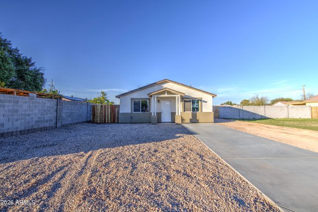 604 E SOUTH Avenue, Buckeye, AZ 85326
