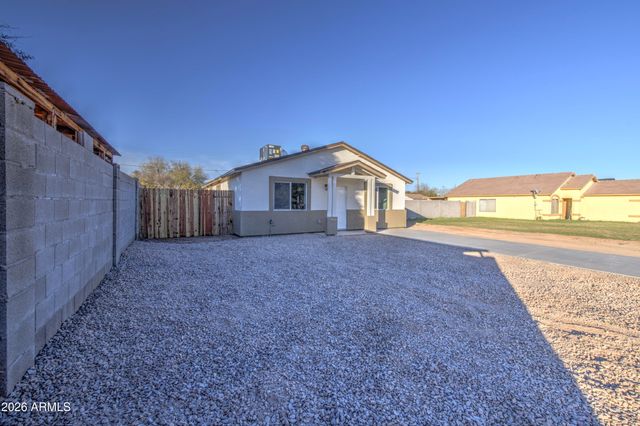604 E SOUTH Avenue, Buckeye, AZ 85326