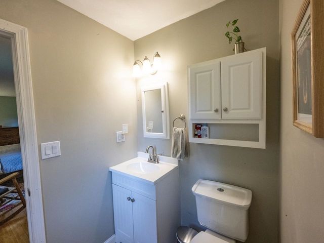 32 Logwood Circle, Essex, VT 05452
