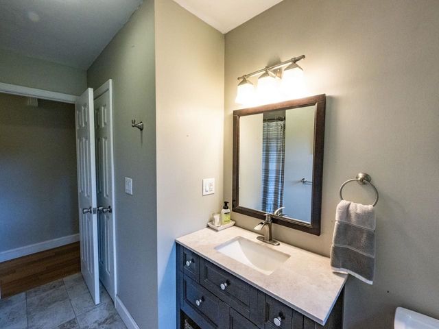 32 Logwood Circle, Essex, VT 05452