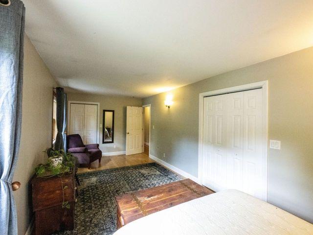 32 Logwood Circle, Essex, VT 05452