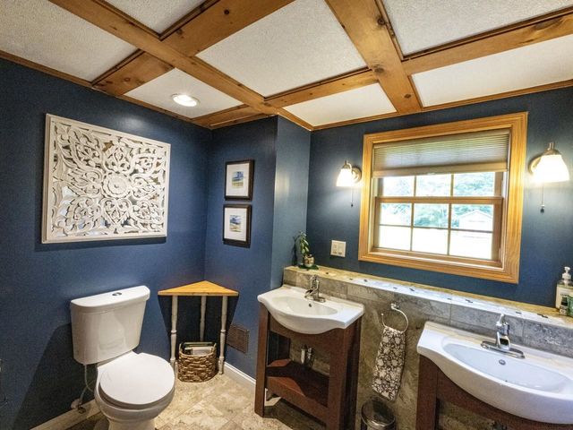 32 Logwood Circle, Essex, VT 05452