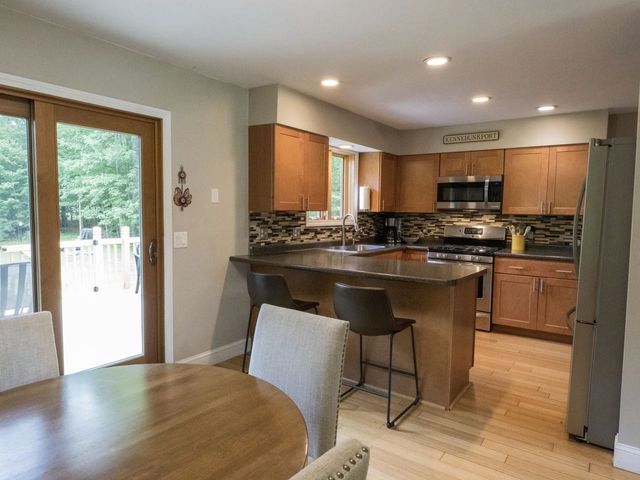32 Logwood Circle, Essex, VT 05452