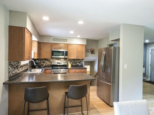 32 Logwood Circle, Essex, VT 05452