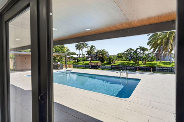 1803 Juno Isles Boulevard, North Palm Beach, FL 33408
