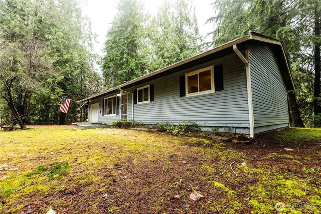 9020 Wyvern Drive SE, Port Orchard, WA 98367