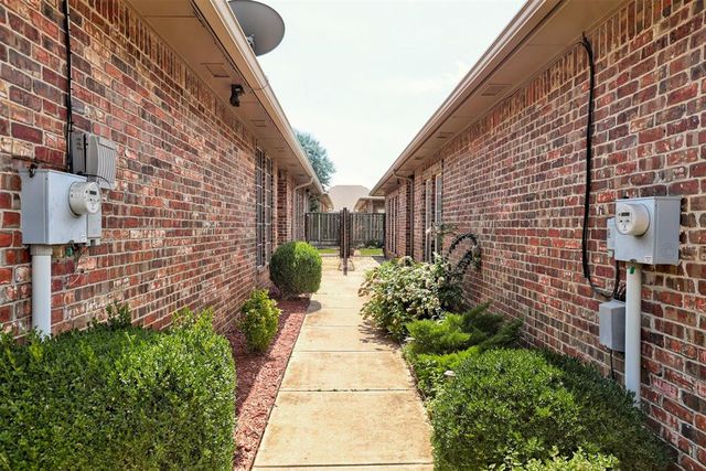 1632 Laurel Place, Edmond, OK 73003