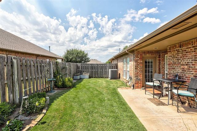 1632 Laurel Place, Edmond, OK 73003