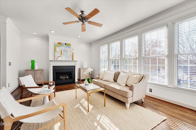 204 Greenview Drive, Chapel Hill, NC 27516