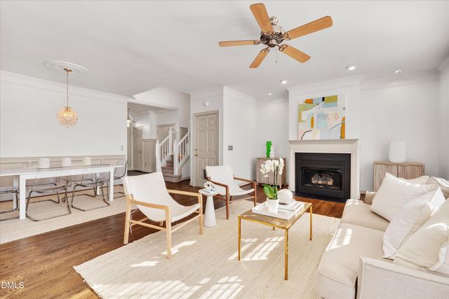 204 Greenview Drive, Chapel Hill, NC 27516