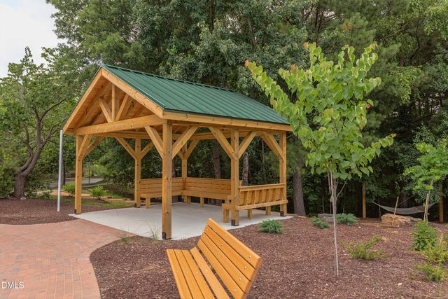 204 Greenview Drive, Chapel Hill, NC 27516