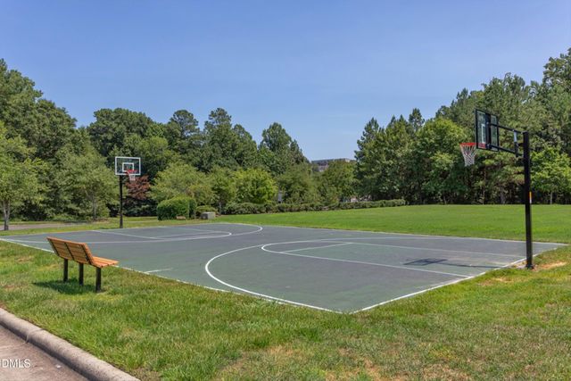 204 Greenview Drive, Chapel Hill, NC 27516