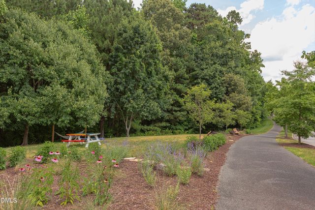 204 Greenview Drive, Chapel Hill, NC 27516